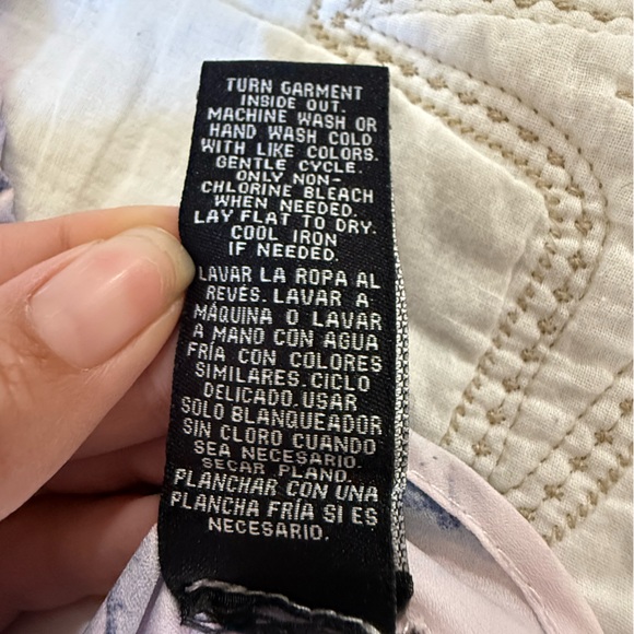 Zac & Rachel Watercolor Button-Up Blouse - Picture 12 of 15